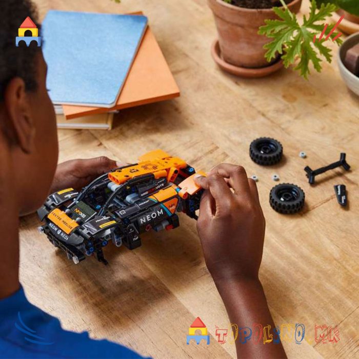 NEOM McLaren Extreme E Race Car - Lego - Image 3