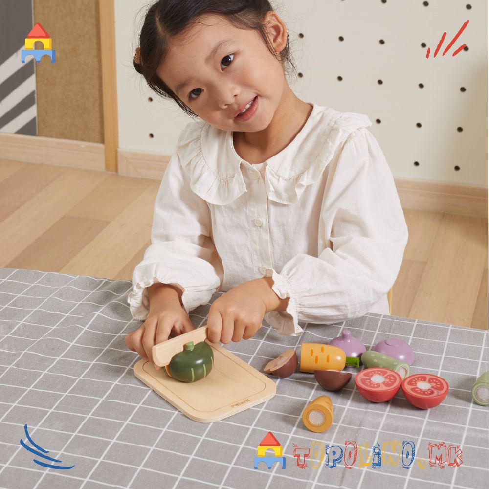 Дрвена Играчка Сет за Сечење Зеленчук – PolarB - Image 3