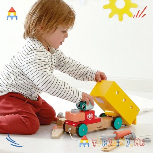 Играчка за Влечење Камион Bricokids - Janod