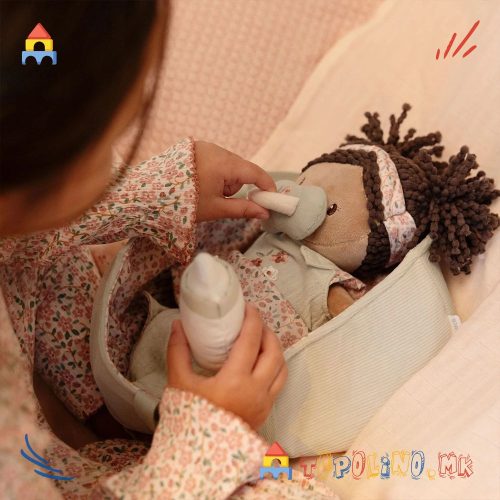 Плишана Играчка Кукла во Кошница Evi – Little Dutch