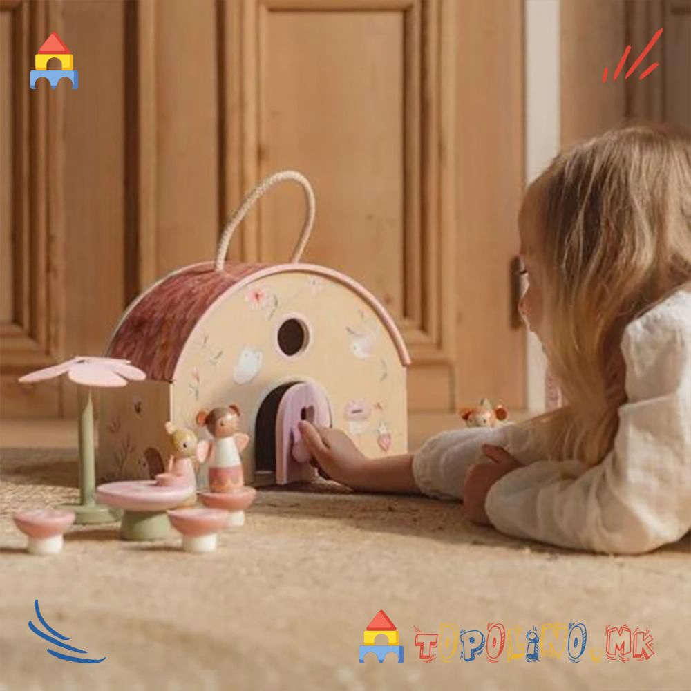 Дрвена Куќичка за Кукли Волшебна Градина – Little Dutch