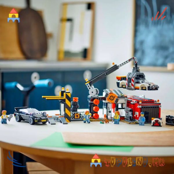 Scrapyard with Cars City - Lego - Голем Попуст (само online)